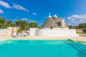 Trullo del Mandarino con piscina San Michele Salentino